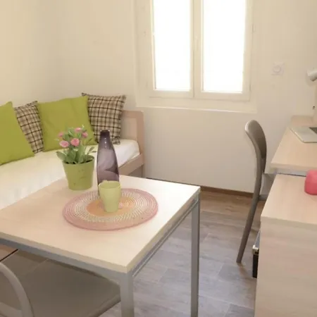 Beau Proche Et Gare Apartment *